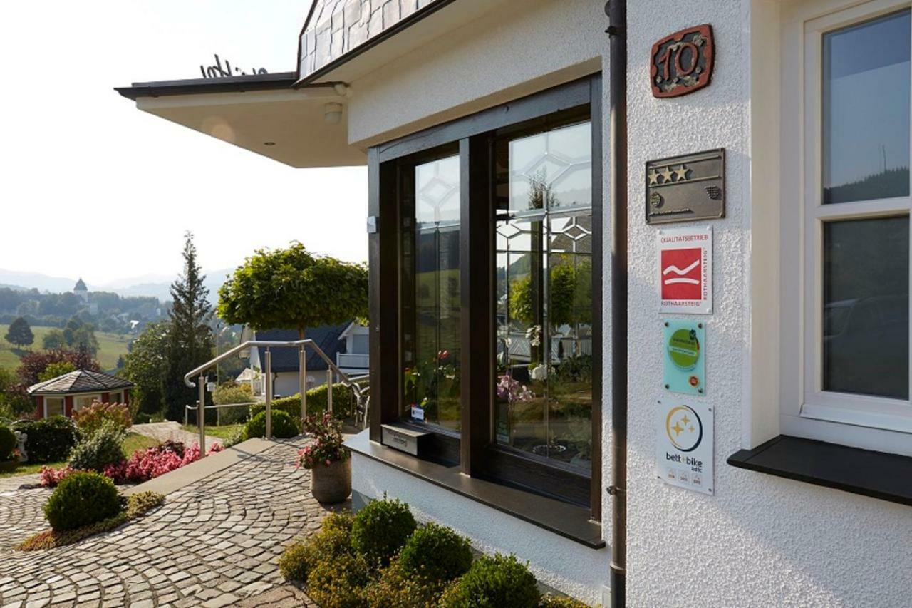Pension und Ferienwohnung Schütte Schmallenberg Exterior foto